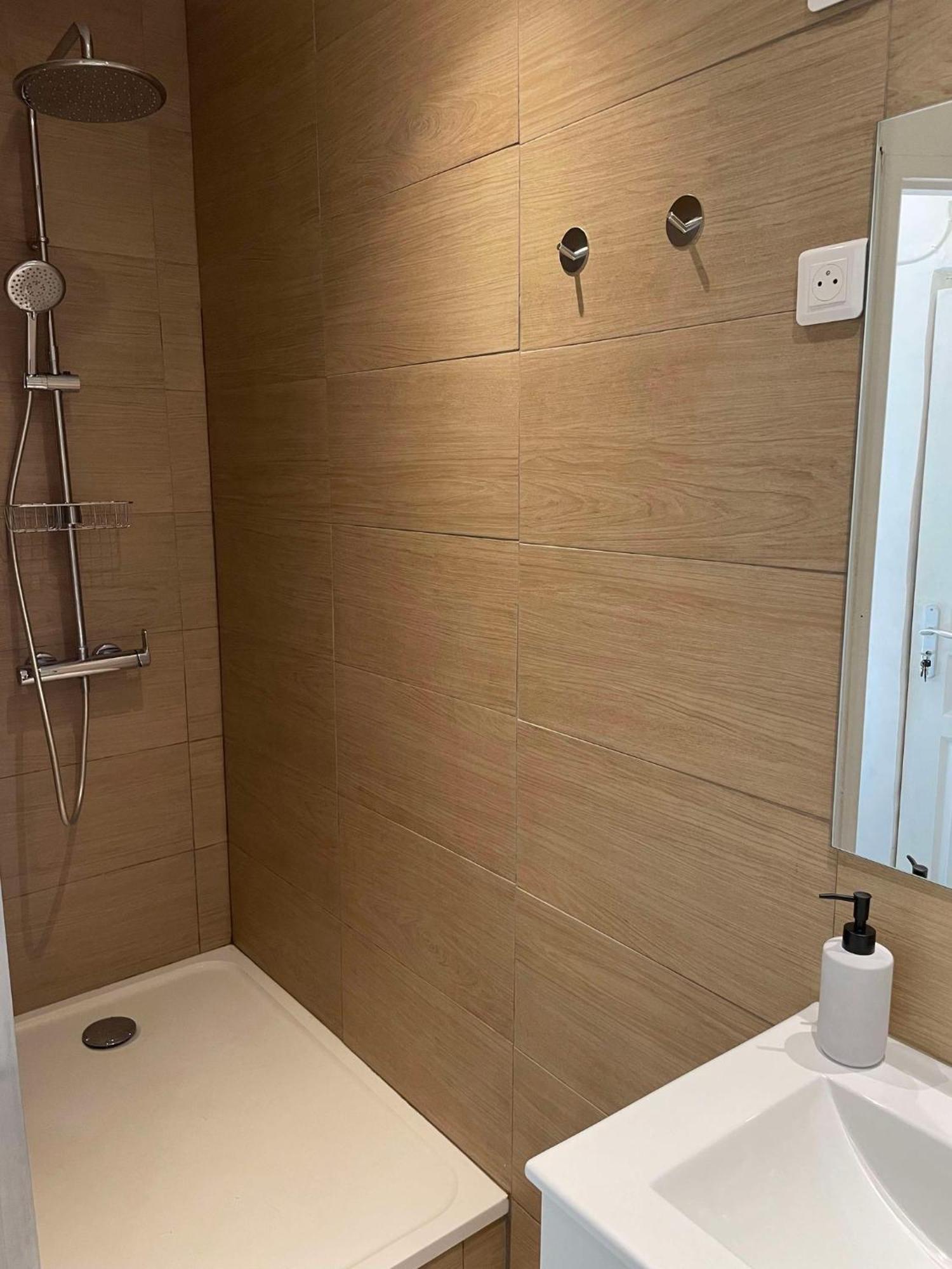 Marseille Centre - Wifi - Lave Et Seche Linge - Calme - Cuisine Apartment ภายนอก รูปภาพ